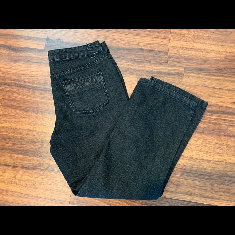 Christopher And Banks Jeans Embroidered Pockets